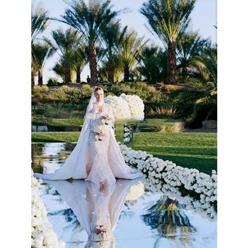 Silver Reflective Mirror Carpet Background - 5ft x 15ft