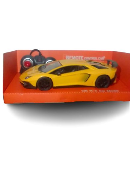 RC 1:16 Rechargeable Remote Controlled Sports Car
