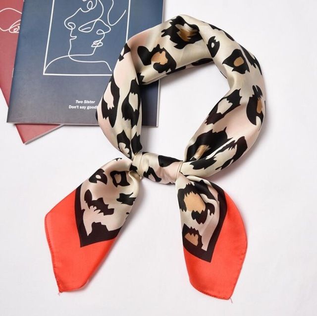 Sexy Leopard Polyester Small Square Scarf