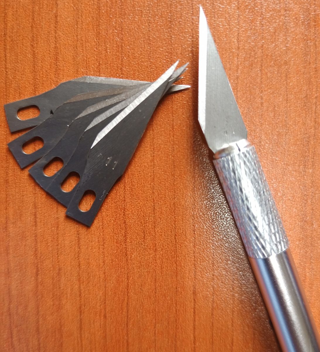 Non-slip Metal Scalpel Tool Set Tool Carving Craft Knife + 6 Blade-silver