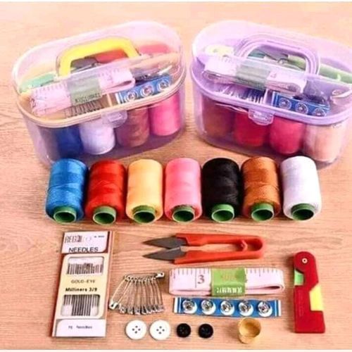 MINI TOOLBOX SEWING KIT