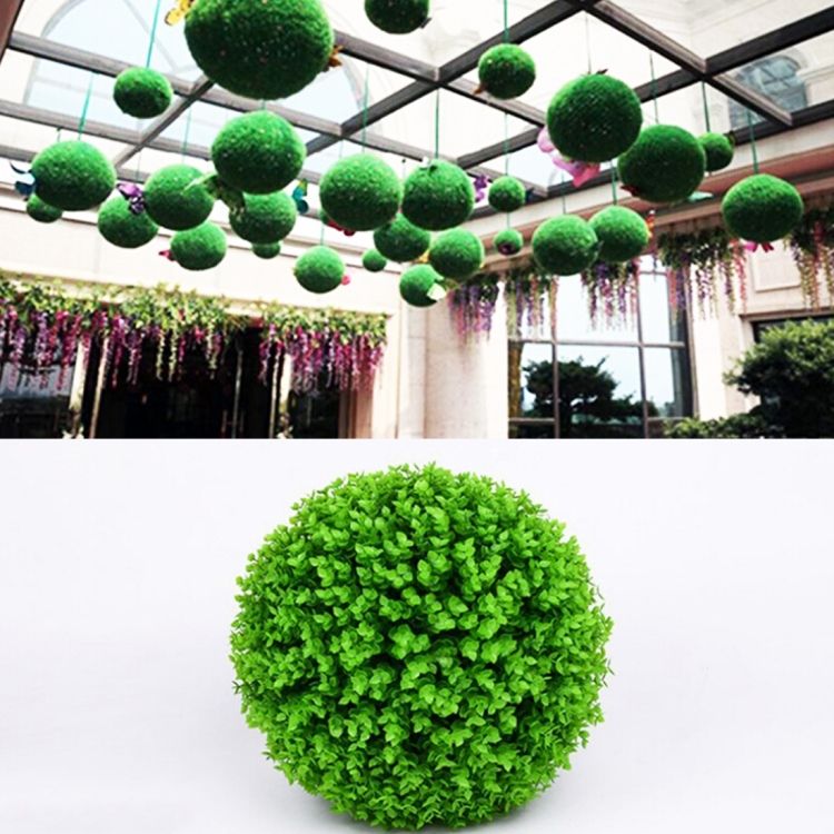 Arrange Grass Balls For Shopping Mall Holiday Activities