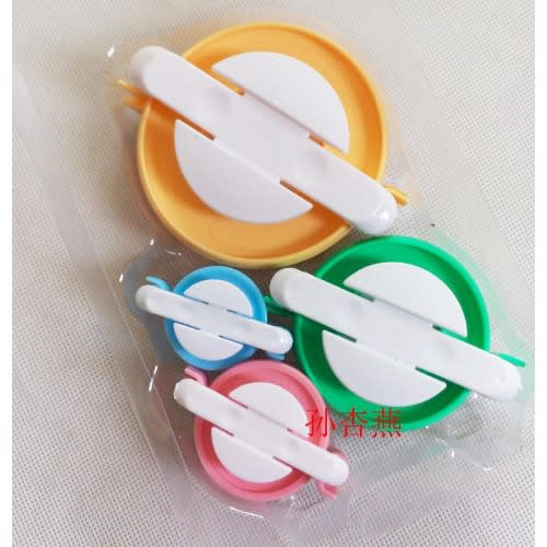 Rug Pumpum Maker Knitting Loom