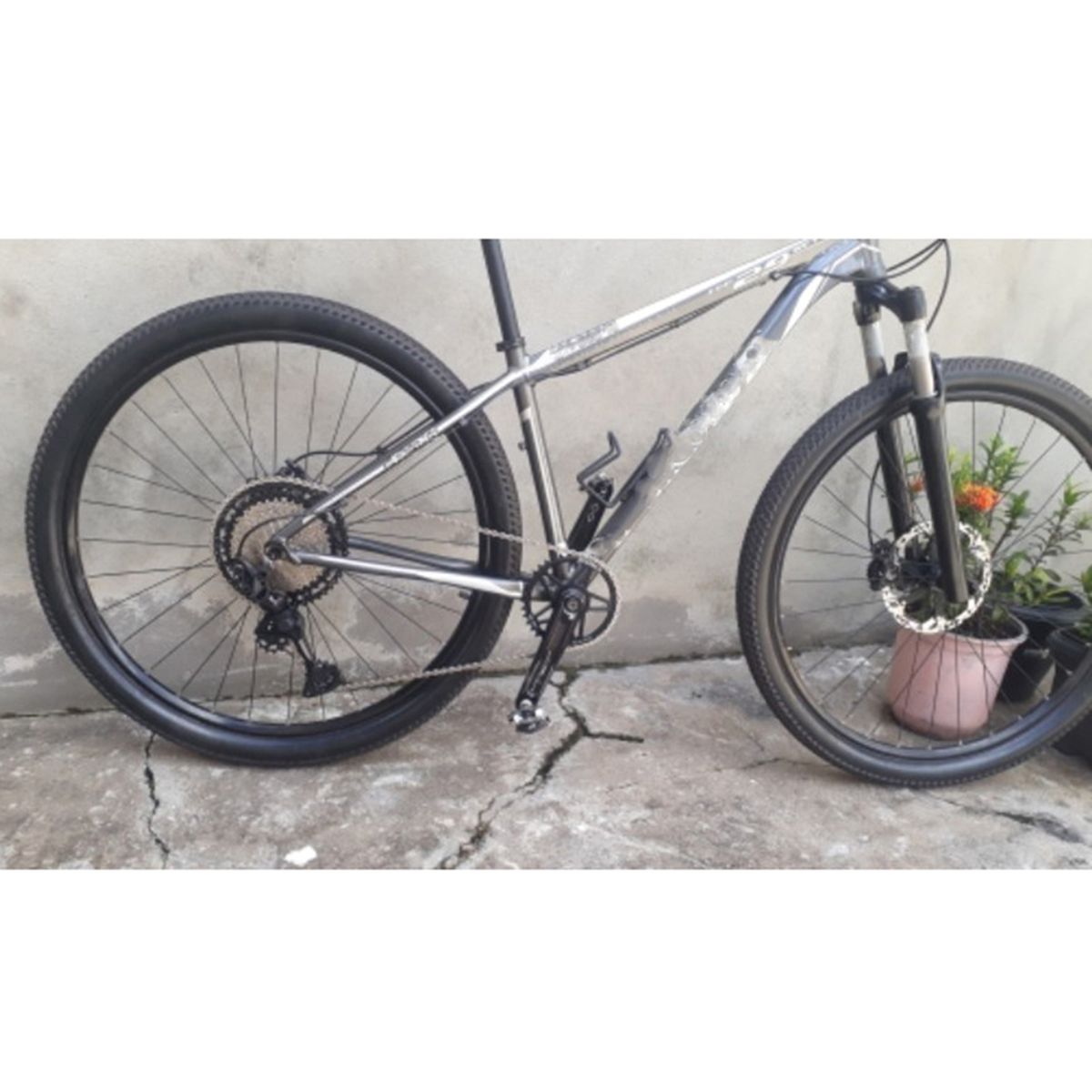 8/9/10/ Bike Chain 1/2" X 11/128" 116 Links  Silver