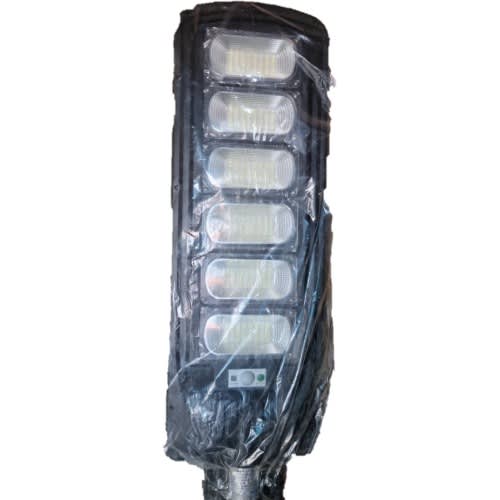 600Watts Stand-Alone LED Solar Street Light