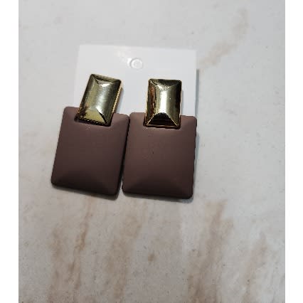 Drop Square Ear Rings- Brown