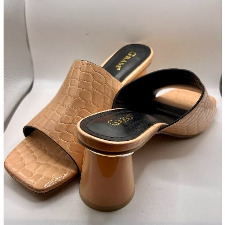 Block Heel Slippers - Nude