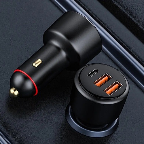 2 usb And I Type C Fast Charger For Car - 20W
