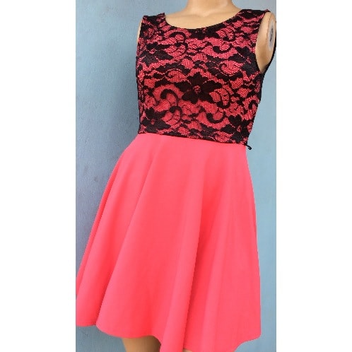 Gorgeous Lace Skater Dress - Pink
