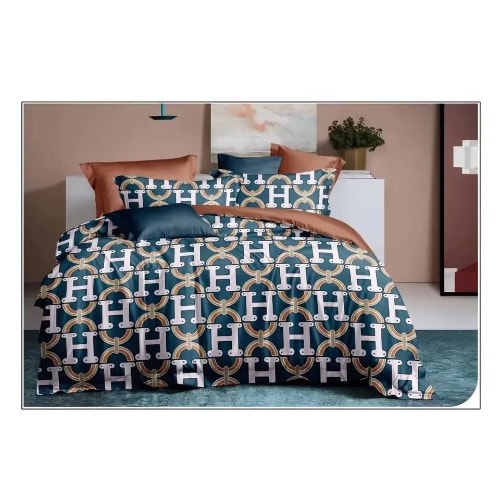 Multicolor H Print Bedding Set - Duvet, Bedspread With Pillowcases