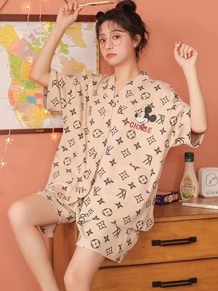 Ladies Beautiful Nghtwear Shirt And Short