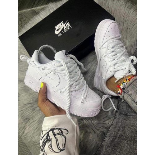 Nike Air - White