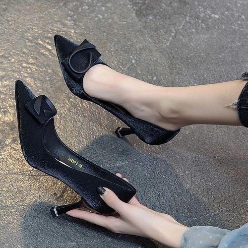 Black Women's 2022 New Pointed Satin Stilettos Heel Height 6cm