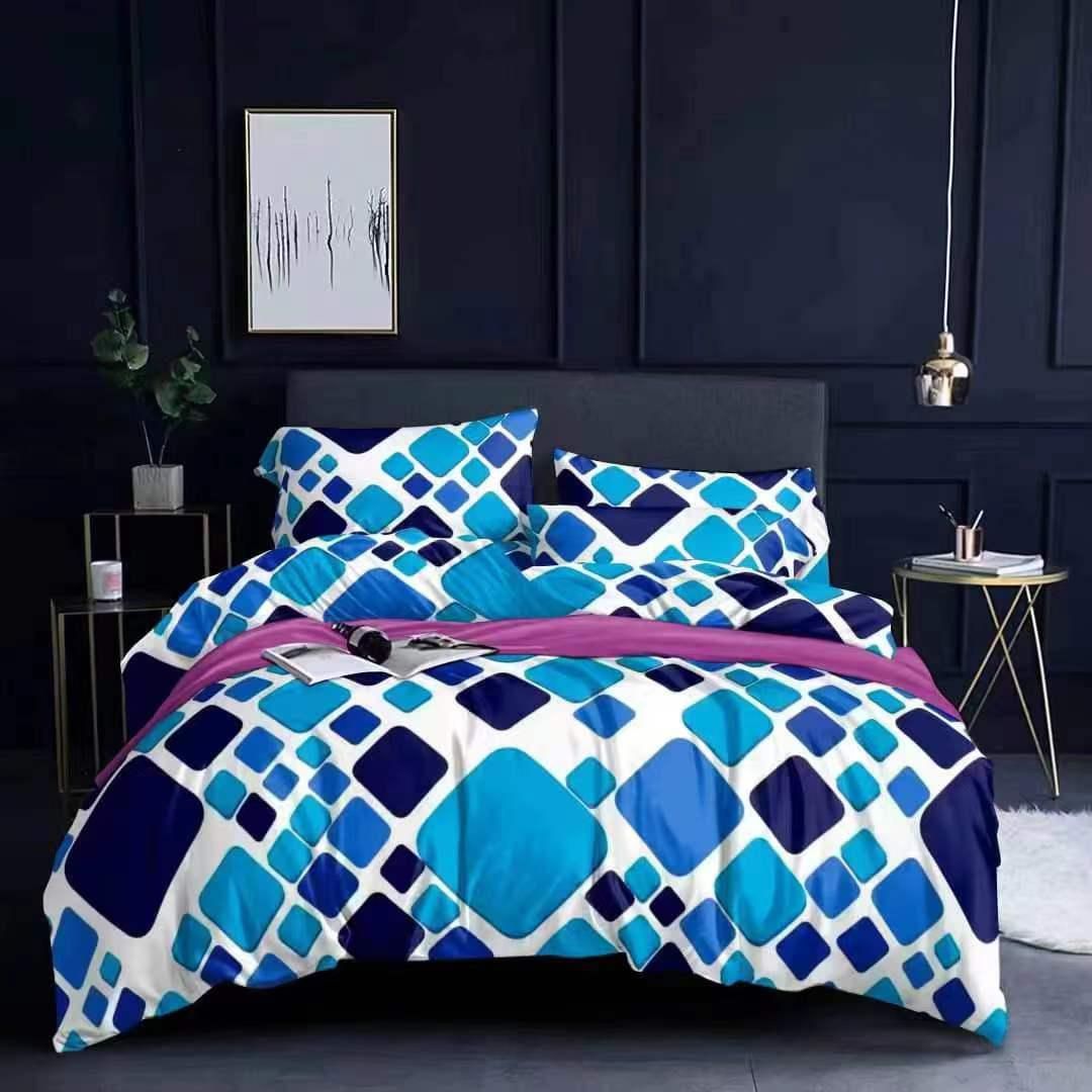 4 By 6 BEDSHEETS AND 2 PILLOWCASES