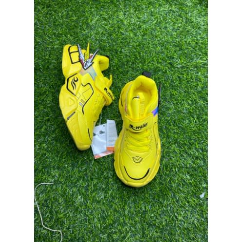 Boys Sneakers In Yellow