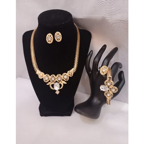 Africa Style Gold Plated Round Hollow Pendant Necklace Jewelry Set