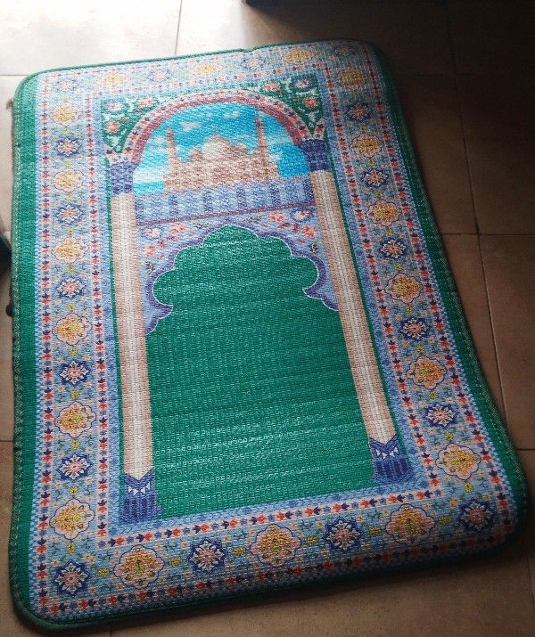 Character Foam Prayer Mat
