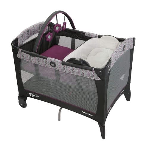 Pack 'n Play Playard With Reversible Napper And Changer