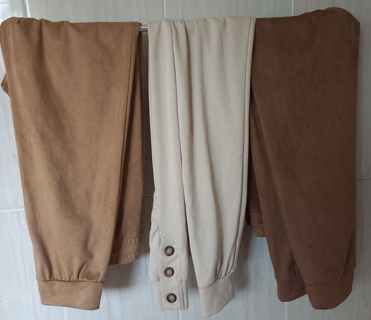 BROWN SWEATSHIRT And PANT