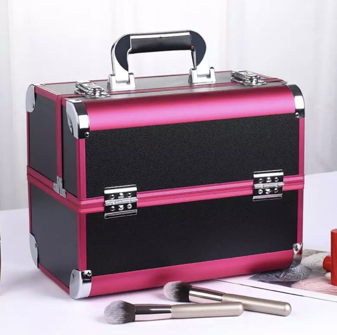 Black Professional High Quality Makeup Box With Secured Lock