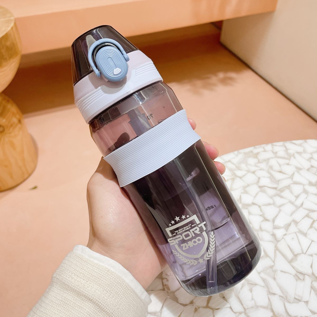 Sports Straw Cup Simple Outdoor Fitness Plastic Cup 700ml