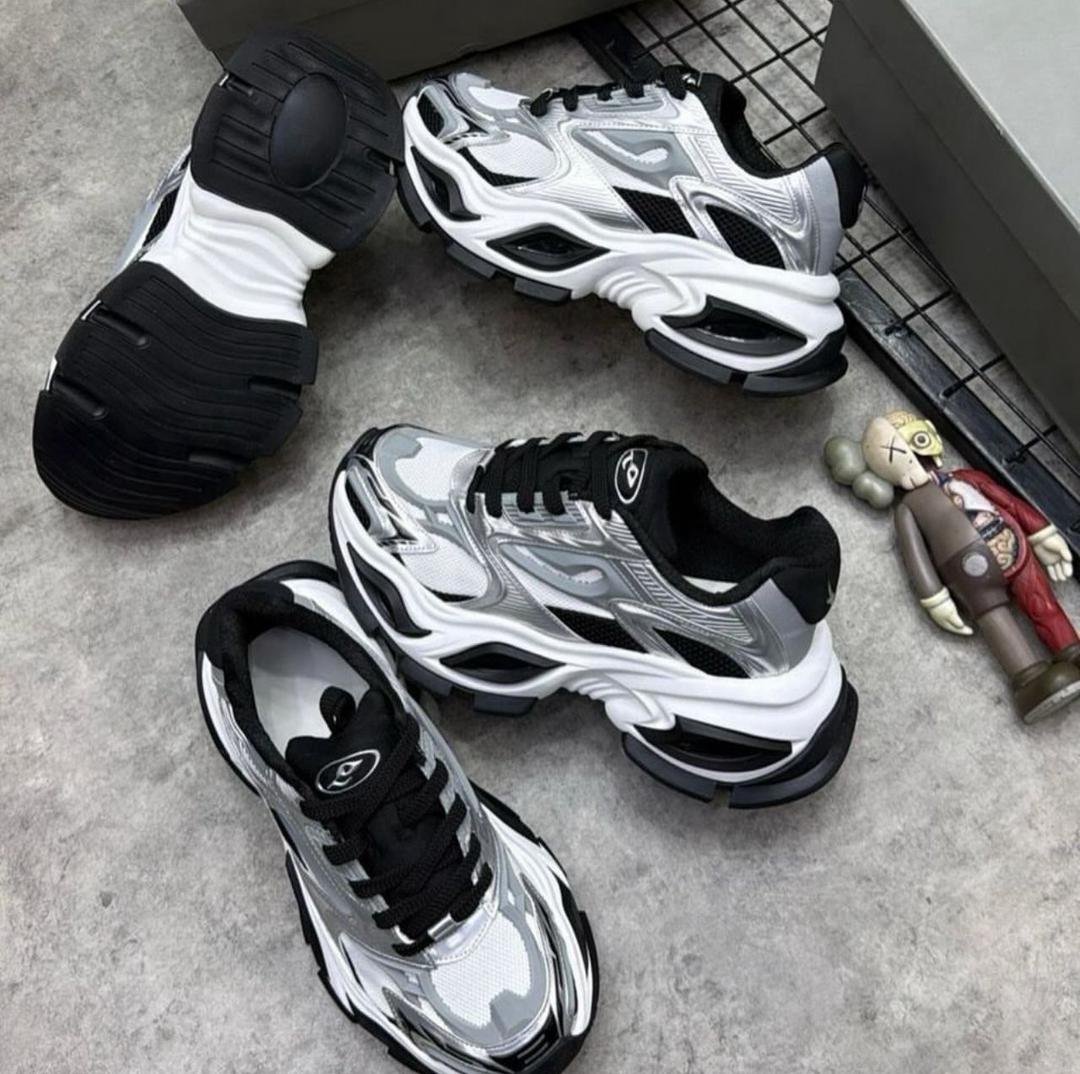 High luxury quality slake ogr tail ex series sneakers