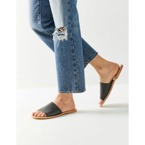 Female Black Cover Slippers