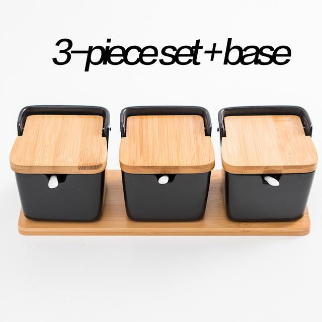 Kitchen supplies ceramic seasoning pots