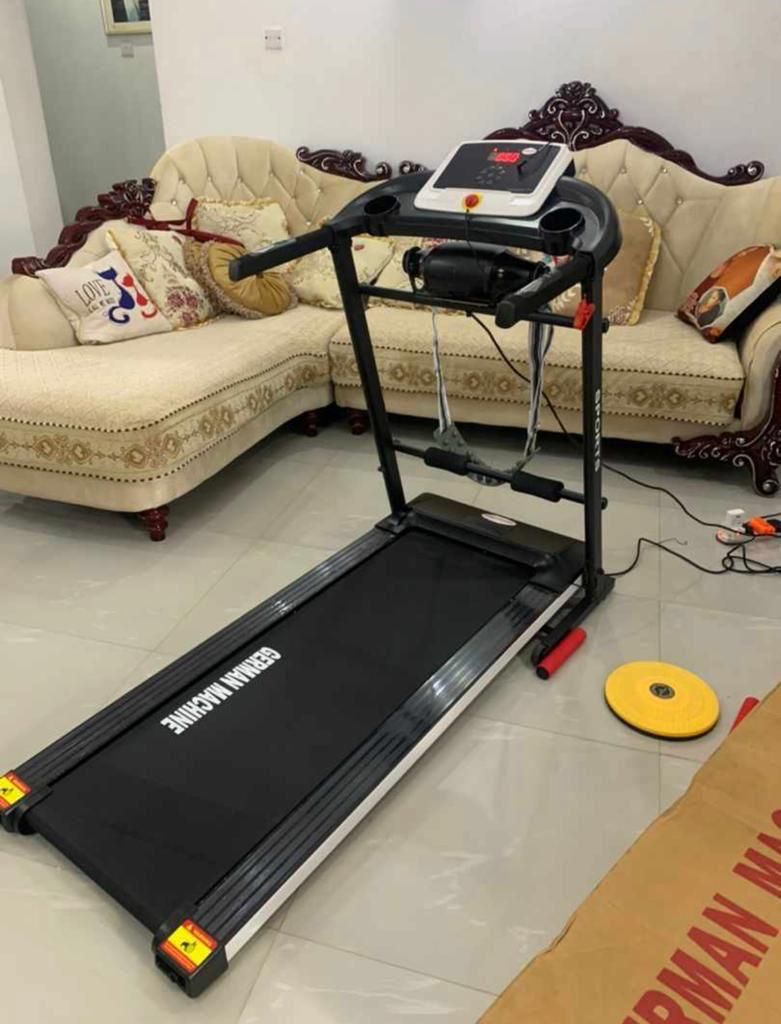TREADMILL 2HP WITH MASSAGER MP3 GERMAN BRAND