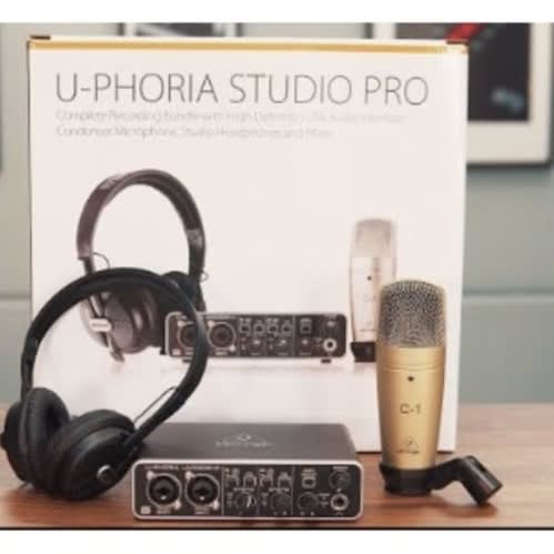 U-phoria Studio Pro Complete Recording Bundle