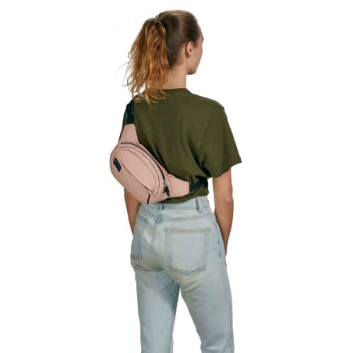 Fifth Avenue Fanny Pack - Misty Rose