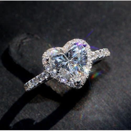 Diamond Engagement Ring For Women