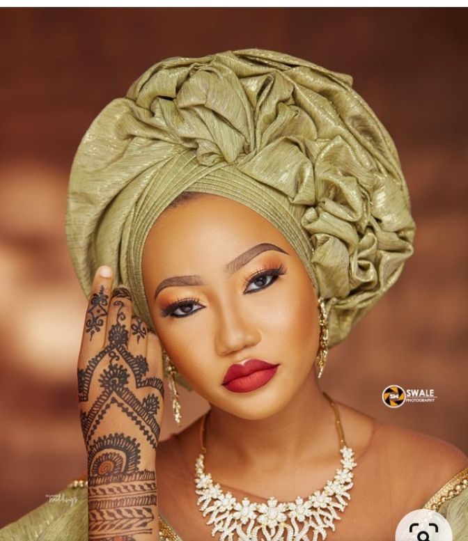 Unique Gold Ruffle Asoke Ready To Wear