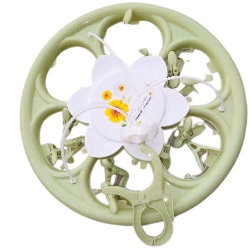 Hanger & Dryer With 18 Clips