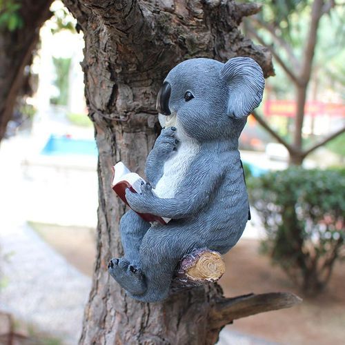 Solar Garden Statue LED Lights Koala Bear Haning Figure Solar Lamp Outdoor Patio Garden Crafts Bear Statue Solar Light Sculpture