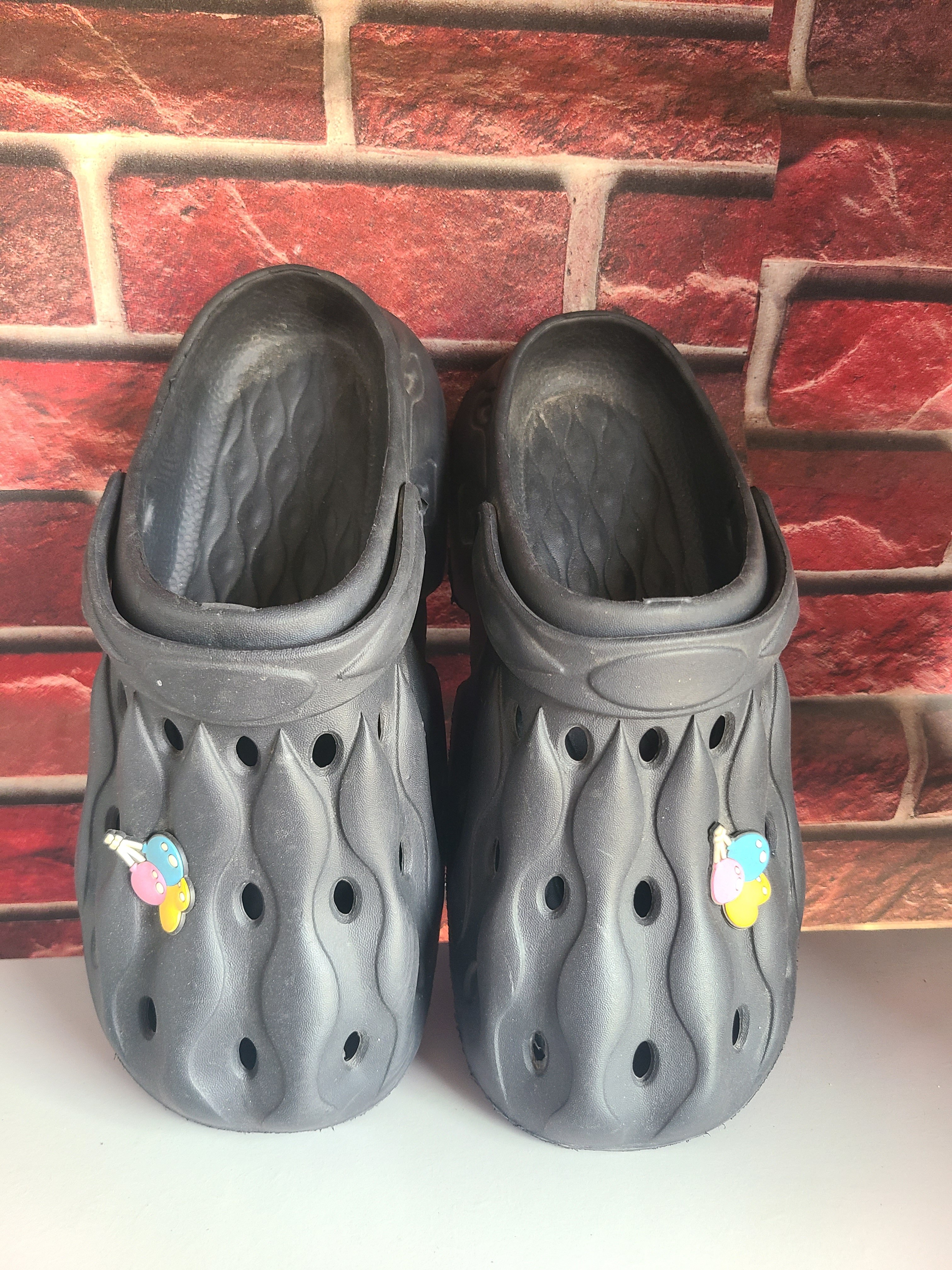 Crocs Universe Rubber Slippers And Sandal Size43