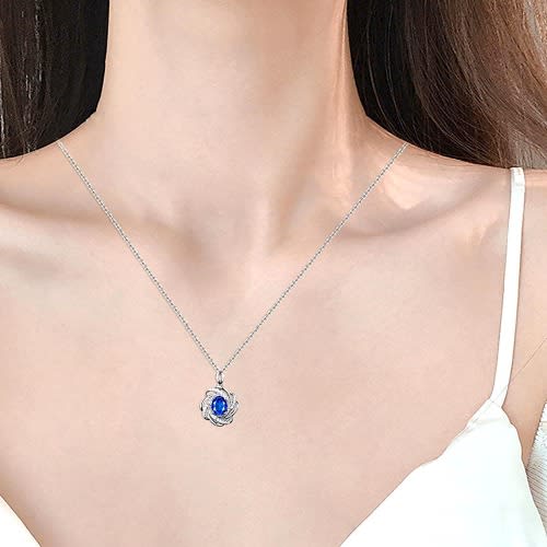 Female Wild Flower Clavicle Chain With Pendant