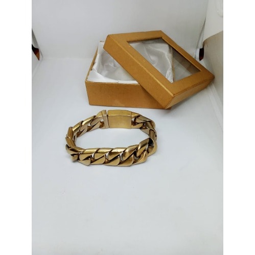 Non Tarnish Cuban Link Hand Bracelet