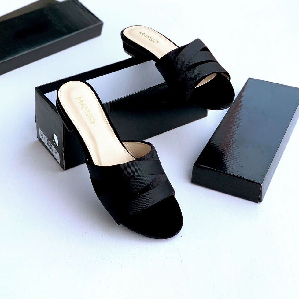 MANGO Quality Ladies Italian Shoes /Black Colour