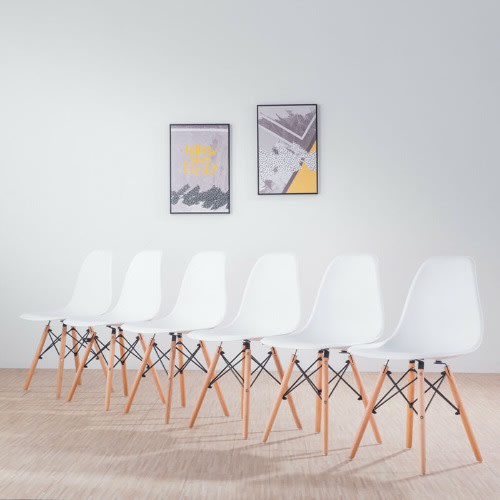 6 Set Of Plastic Dinning Chairs With Wooden Legs