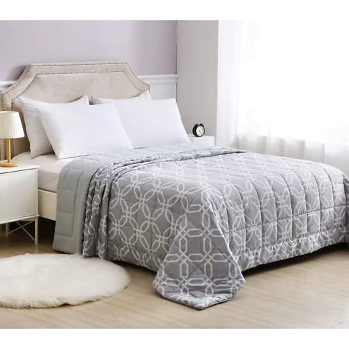 Charisma Reversible Down Alternative King Blanket - 114in X 100in(289cm X 254cm)