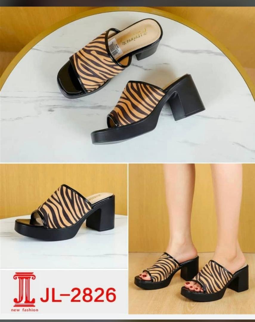 Women Wedge Slippers Animal Skin