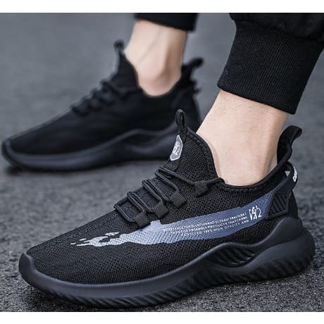 Unisex Sports Sneakers - Black And White