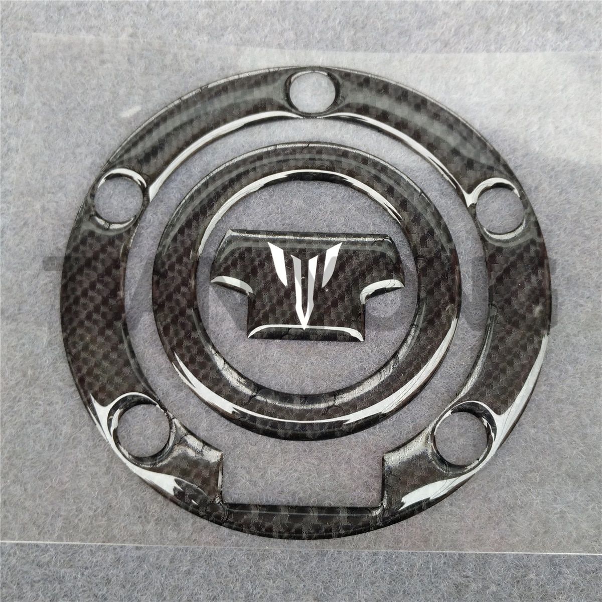 Fuel Tank Cap Sticker Protector 3D Carbon Fiber Reflective Fit For YAMAHA MT MT-07 MT-09 MT07 MT09 FZ-07 FZ-09