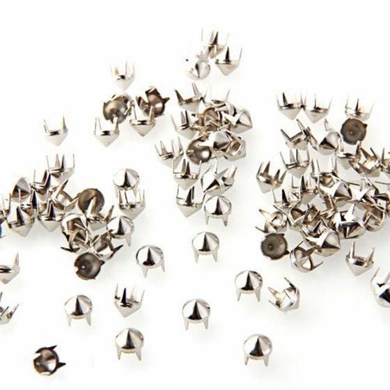 100 PCS Pyramids Rivets Gothic Silver approx 5 x 4