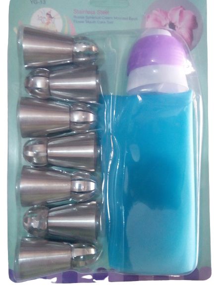 Russian Icing/ Piping Nozzles Set, Piping Bags And Coupler