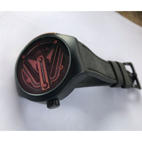 Men's  Leather Strap Wrist Watch - Black