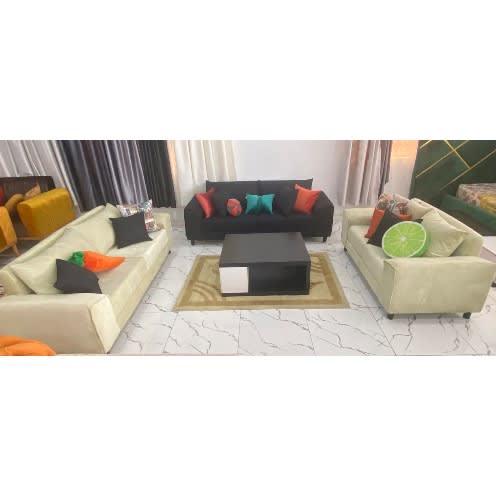 Elizasid 8 Seater (3-3-2) With Coffee Table