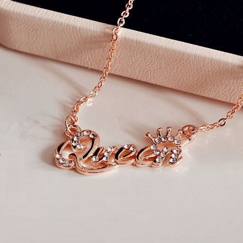 Queen Letter Pendant Clavicle Necklace