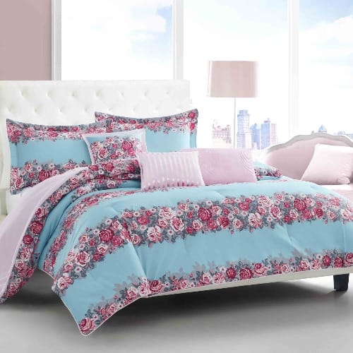Betsey Johnson Floral Microfiber Plain Weave Washable Comforter Sets- Full/queen